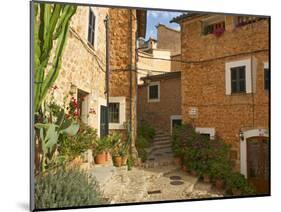 Alley in Fornalutx, Majorca, Balearics, Spain-Katja Kreder-Mounted Photographic Print