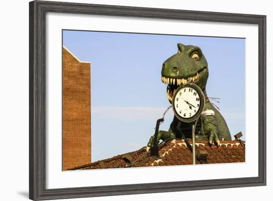 Alligator, Hollywood Boulevard, Los Angeles, USA-Françoise Gaujour-Framed Photographic Print