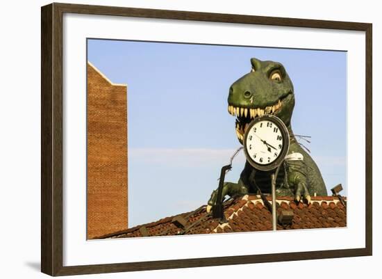 Alligator, Hollywood Boulevard, Los Angeles, USA-Françoise Gaujour-Framed Photographic Print