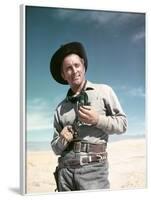 ALONG THE GREAT DIVIDE, 195I directed by RAOUL WALSH with Kirk Douglas (photo)-null-Framed Photo