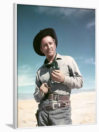 ALONG THE GREAT DIVIDE, 195I directed by RAOUL WALSH with Kirk Douglas (photo)-null-Framed Photo