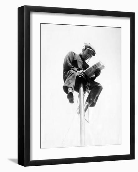 Alvin 'Shipwreck' Kelly Sitting on a 39 Foot Flagpole Atop Eight-Story Hotel St Francis in Newark-null-Framed Photo