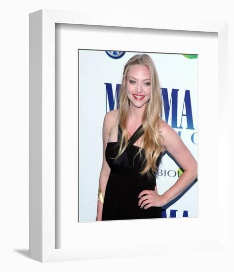 Amanda Seyfried-null-Framed Photo