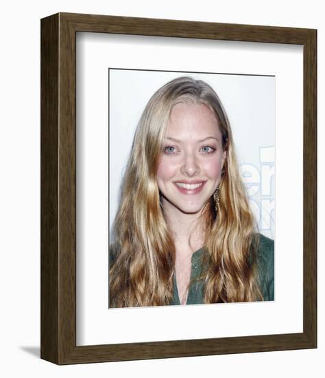 Amanda Seyfried-null-Framed Photo