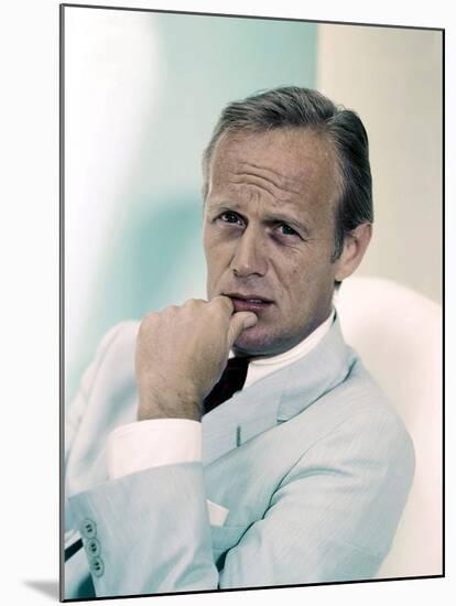 American actor Richard Widmark (1914 - 2008) 1961 (photo)-null-Mounted Photo