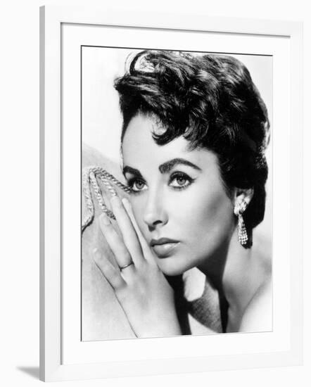 American Actress Liz Taylor C. 1954-null-Framed Photo