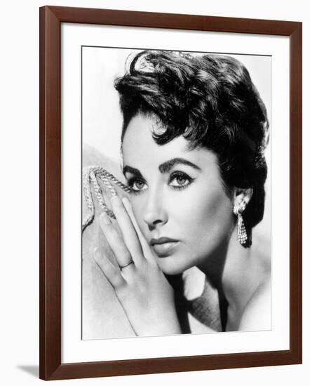 American Actress Liz Taylor C. 1954-null-Framed Photo