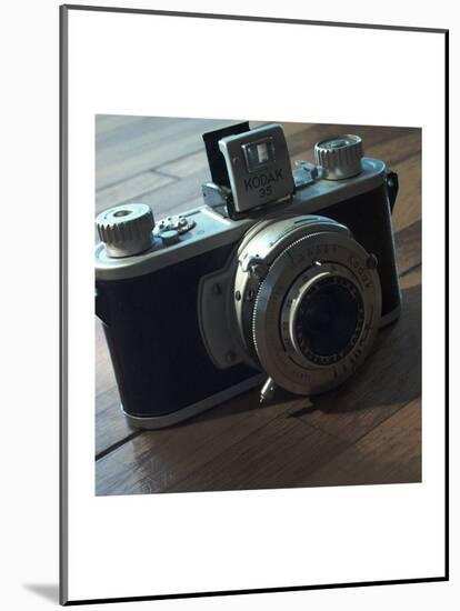 American Antiques: Camera-Nicolas Hugo-Mounted Giclee Print