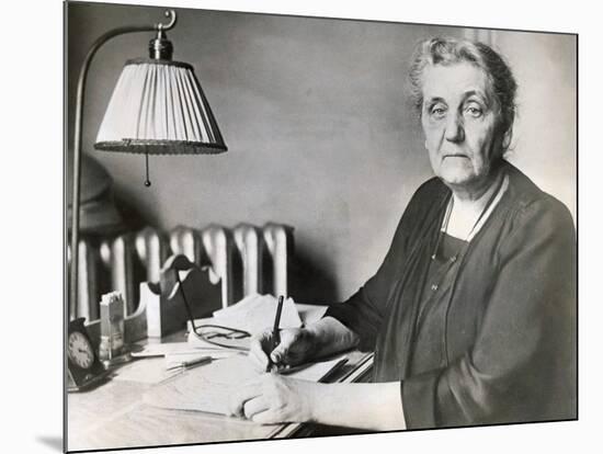 American Social Reformer Jane Addams-null-Mounted Photographic Print
