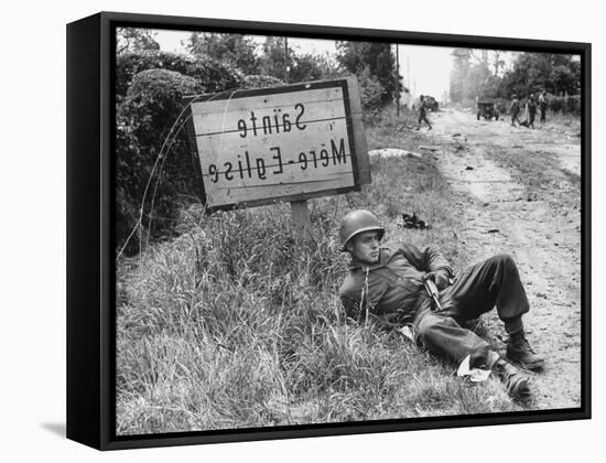 American Soldier Elmer Habbs of Delaware Resting as Troops Advance in Allied Invasion of Normandy-Bob Landry-Framed Stretched Canvas