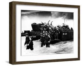 American Soldiers Landing in Normandy, France, 1944-null-Framed Photo