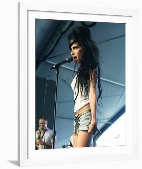 Amy Winehouse-null-Framed Photo