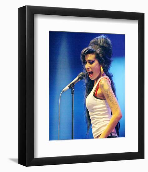 Amy Winehouse-null-Framed Photo