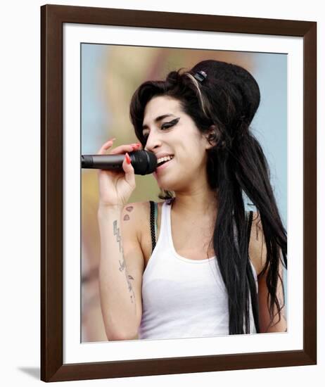 Amy Winehouse-null-Framed Photo