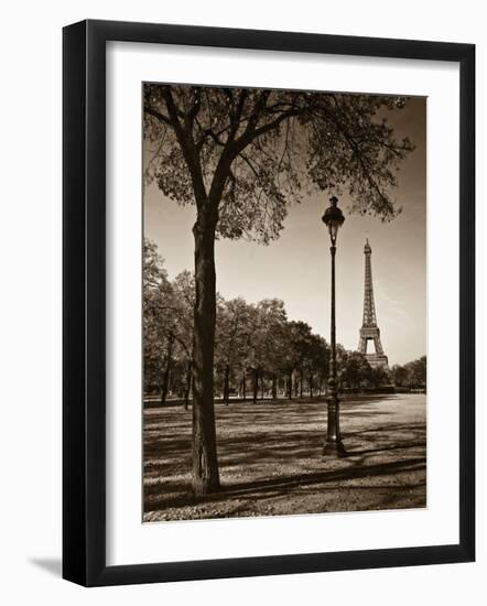 An Afternoon Stroll in Paris I-Jeff Maihara-Framed Giclee Print