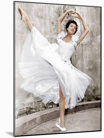 An American in Paris, Leslie Caron, 1951-null-Mounted Photo