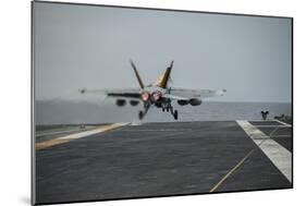 An F-A-18E Super Hornet Takes Off from the Flight Deck of USS George Washington-null-Mounted Photographic Print