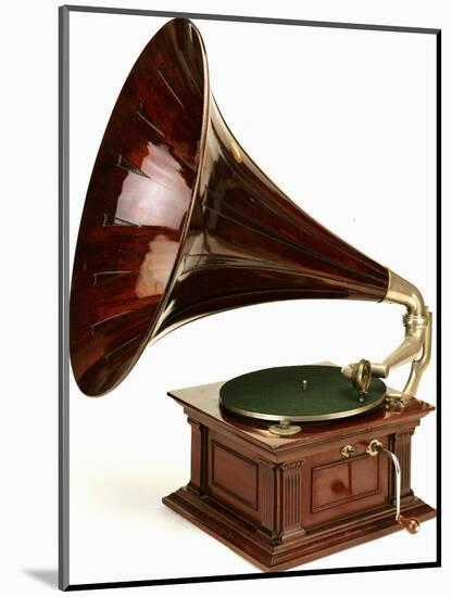 An His Master's Voice Monarch Gramophone, with Oak Case and Fluted Oak Horn, circa 1911-null-Mounted Giclee Print