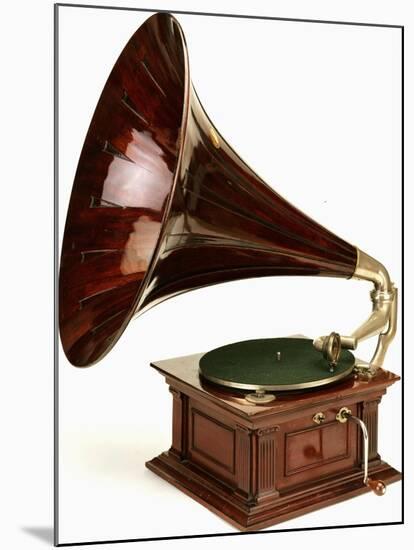 An His Master's Voice Monarch Gramophone, with Oak Case and Fluted Oak Horn, circa 1911-null-Mounted Giclee Print