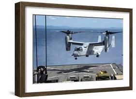 An MV-22 Osprey Lands on the Flight Deck of USS Germantown-null-Framed Photographic Print