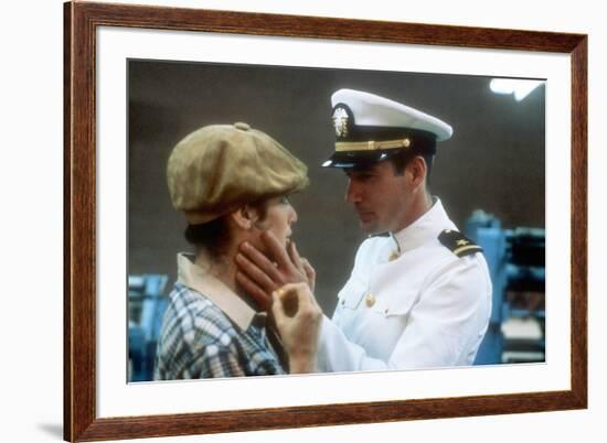 AN OFFICER AN A GENTLEMAN, 1982 DIRECTD BY TAYLOR HACKFORD with Debra Winger and Richard Gere (phot-null-Framed Photo