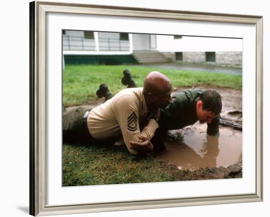 An Officer And A Gentleman, Louis Gossett, Richard Gere, 1982-null-Framed Photo