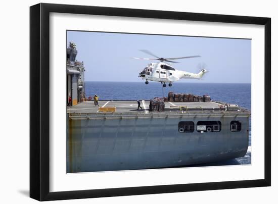 An SA-330J Puma Helicopter Delivers Supplies to USS Kearsarge-null-Framed Photographic Print