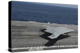 An X-47B Unmanned Combat Air System Makes an Arrested Landing-null-Stretched Canvas