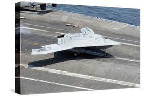 An X-47B Unmanned Combat Air System Makes an Arrested Landing-null-Stretched Canvas