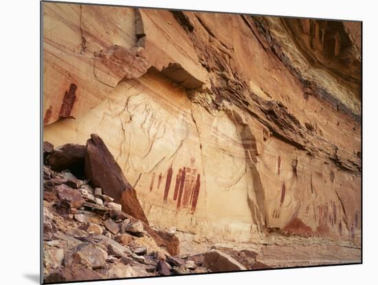 Ancient Pictographs in Horseshoe Canyon, Canyonlands National Park, Utah, USA-Scott T. Smith-Mounted Photographic Print