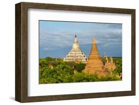 Ancient temples and pagodas, Bagan, Mandalay Region, Myanmar-Keren Su-Framed Photographic Print