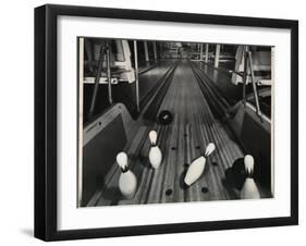 Andy Varipapa-Gjon Mili-Framed Photographic Print