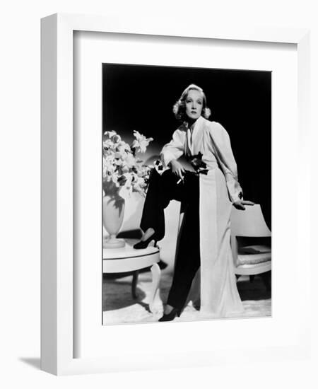 Angel, 1937-null-Framed Photographic Print