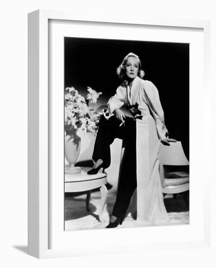 Angel, 1937-null-Framed Photographic Print