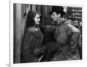 ANGELS OVER BROADWAY, 1940 directed by BEN HECHT AND LEE GARMES Rita Hayworth and Douglas Fairbanks-null-Framed Photo