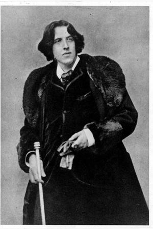 https://imgc.allpostersimages.com/img/posters/anglo-irish-playwright-oscar-wilde-at-the-time-of-his-lecture-tour-in-america_u-L-Q1HSTSJ0.jpg?artPerspective=n