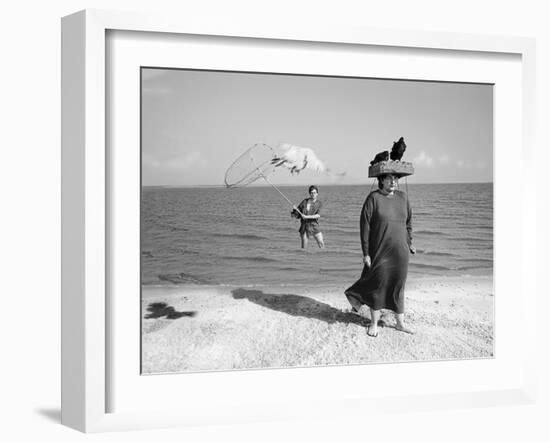 Animal Talk 10, 2015-Jaschi Klein-Framed Premium Photographic Print