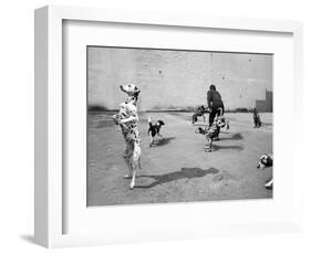 Animal Talk 5, 2015-Jaschi Klein-Framed Photographic Print