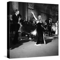 Anita Ekberg, La Dolce Vita, Federico Fellini, 1960 (b/w photo)-null-Stretched Canvas