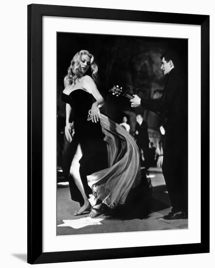 Anita Ekberg, La Dolce Vita, Federico Fellini, 1960 (b/w photo)-null-Framed Photo