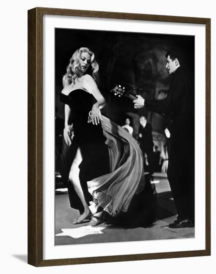 Anita Ekberg, La Dolce Vita, Federico Fellini, 1960 (b/w photo)-null-Framed Photo