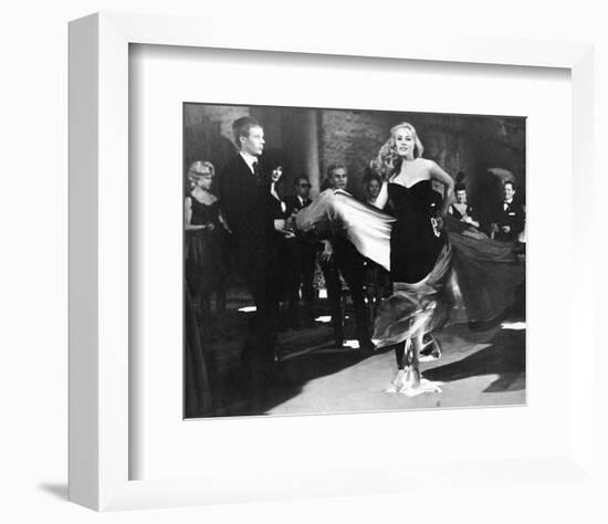 Anita Ekberg - La dolce vita-null-Framed Photo