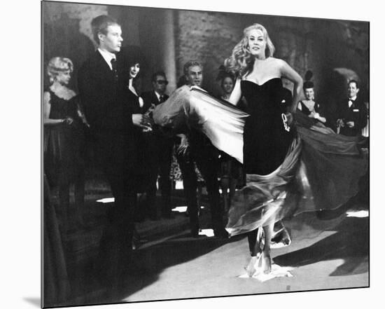 Anita Ekberg - La dolce vita-null-Mounted Photo