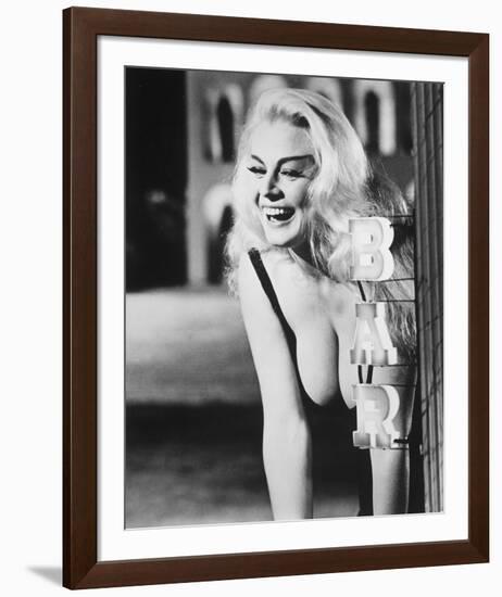 Anita Ekberg - La Dolce vita-null-Framed Photo