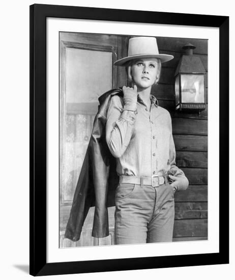 Ann-Margret - The Train Robbers-null-Framed Photo