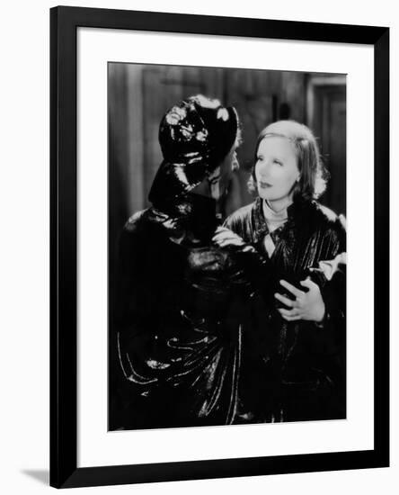 ANNA CHRISTIE, 1930 directed by CLARENCE BROWN George F. Marion and Greta Garbo (b/w photo)-null-Framed Photo