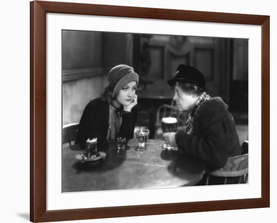 ANNA CHRISTIE, 1930 directed by CLARENCE BROWN Greta Garbo / Marie Dressler (b/w photo)-null-Framed Photo