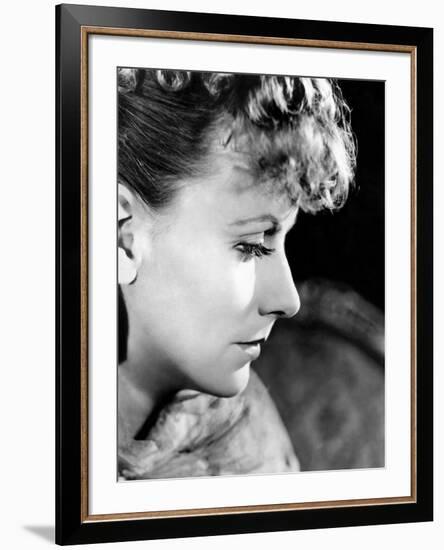 Anna Karenina by Clarence Brown, based on a novel by Leo Tolstoi, with Greta Garbo, 1935 (b/w photo-null-Framed Photo