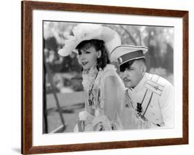 Anna Karenina by Clarence Brown, based on a novel by Leo Tolstoi, with Greta Garbo, Fredric March, -null-Framed Photo