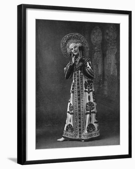 Anna Pavlova (1881-191), Russian Ballet Dancer, 1911-1912-Alfred & Walery Ellis-Framed Giclee Print